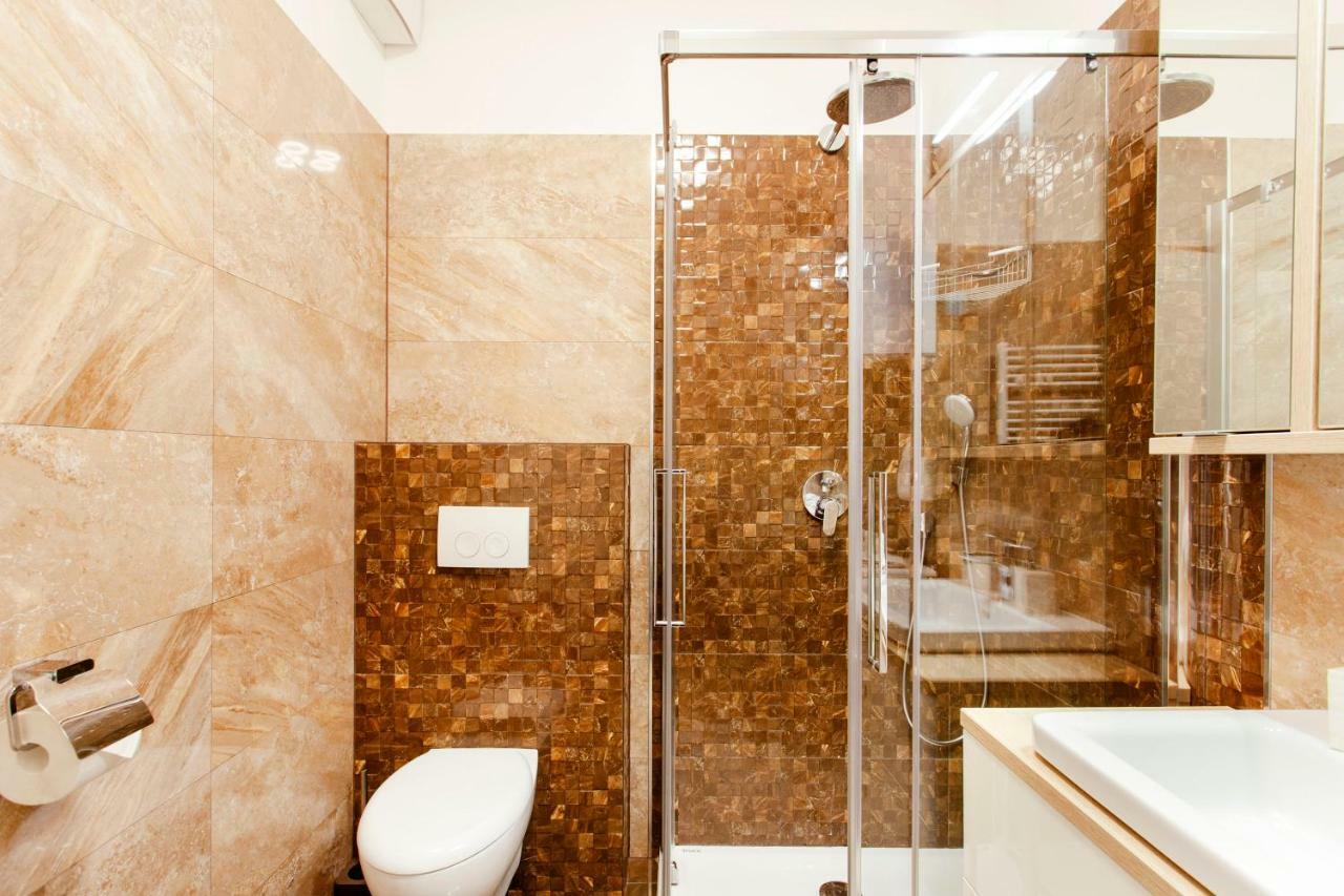New Luxury Apartment Nives On Seaside Split Bagian luar foto