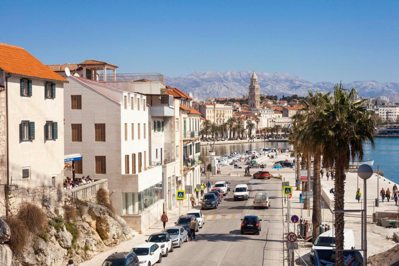 New Luxury Apartment Nives On Seaside Split Bagian luar foto