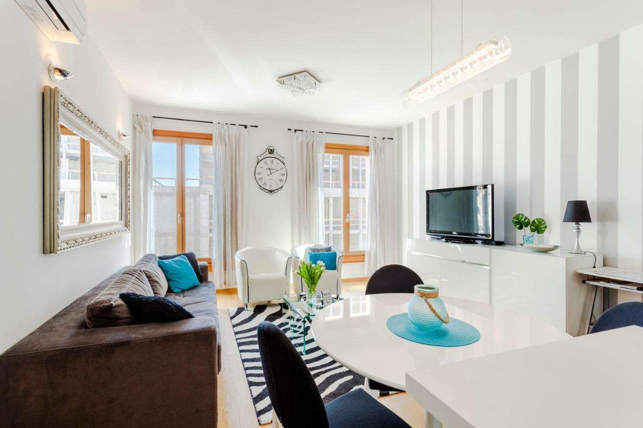 New Luxury Apartment Nives On Seaside Split Bagian luar foto