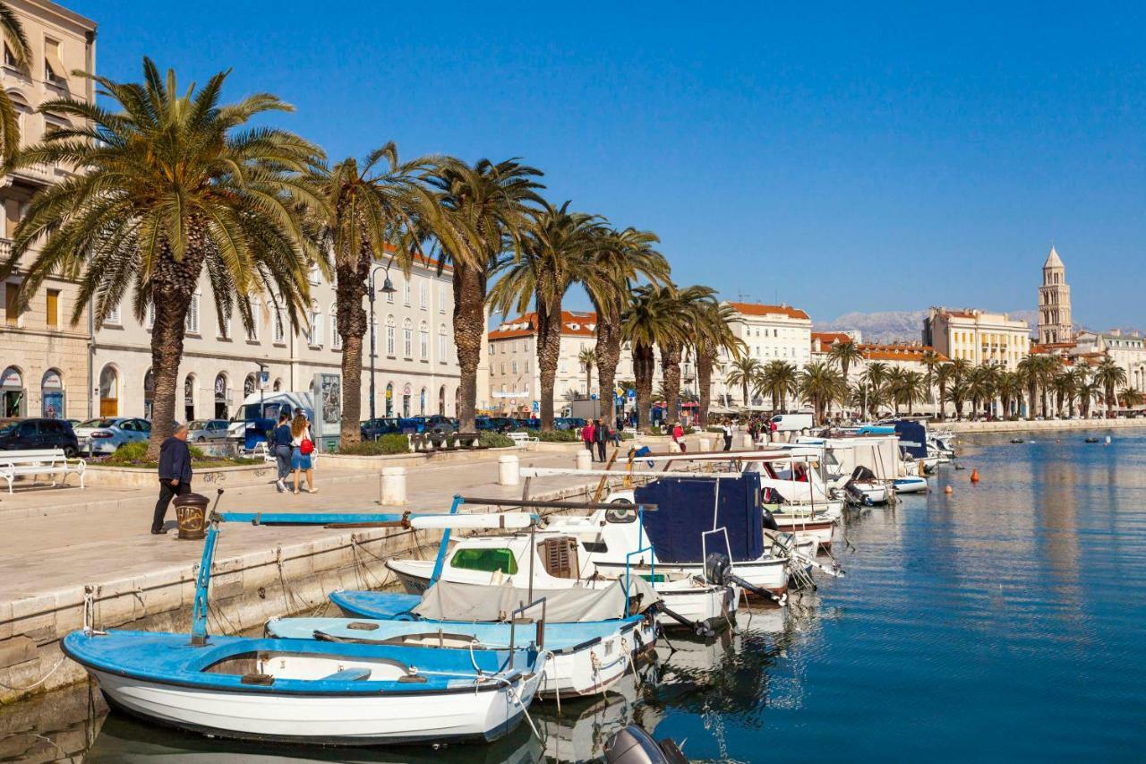 New Luxury Apartment Nives On Seaside Split Bagian luar foto